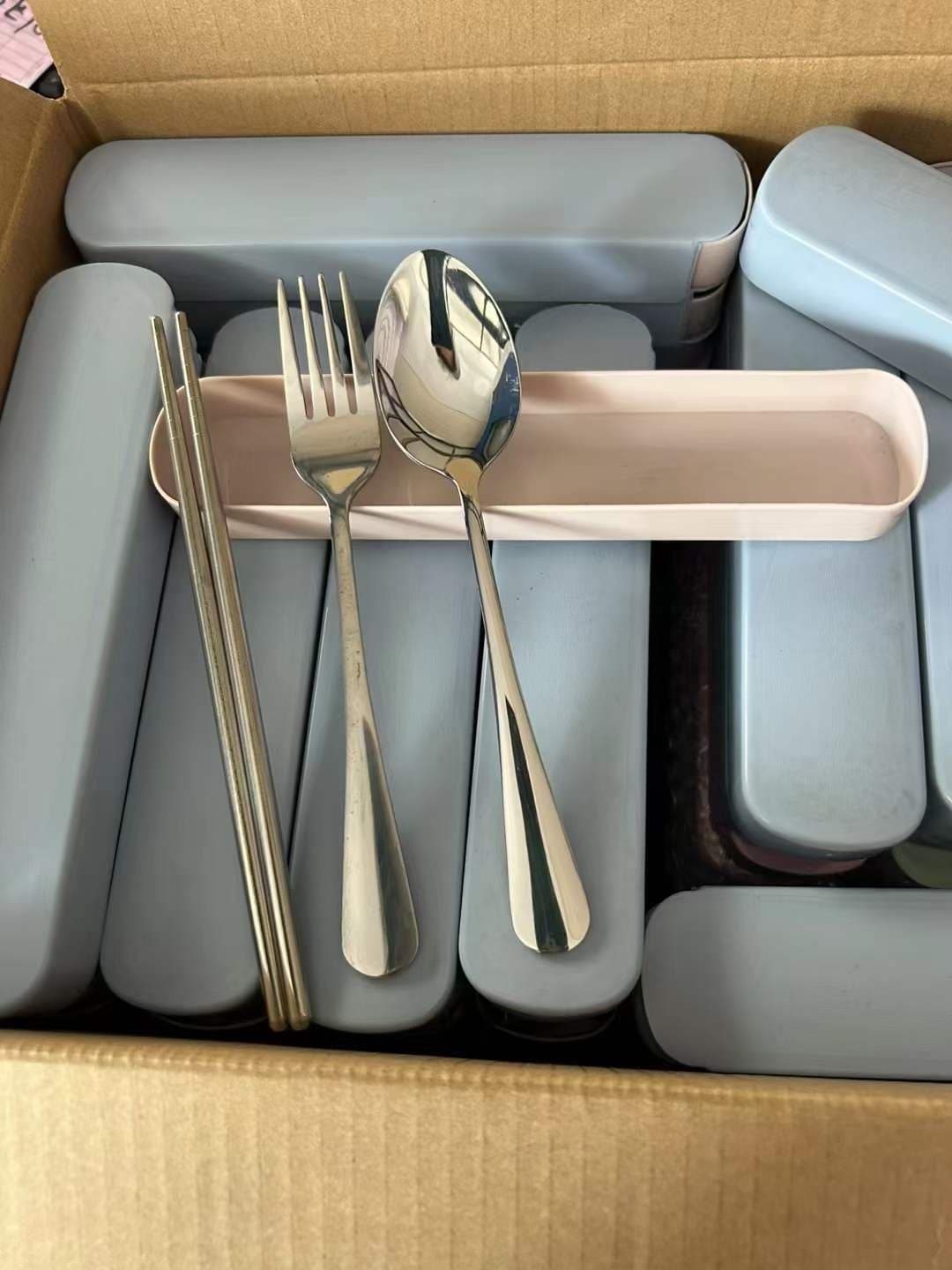 Image 2 for Factory Overstock Wholesale: 372 Premium Cutlery Sets at Unbeatable Prices